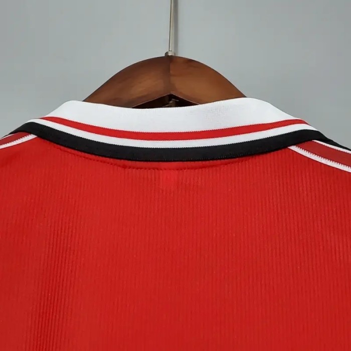 Manchester United 1998-99 Home Retro Soccer Jersey - Fan Version
