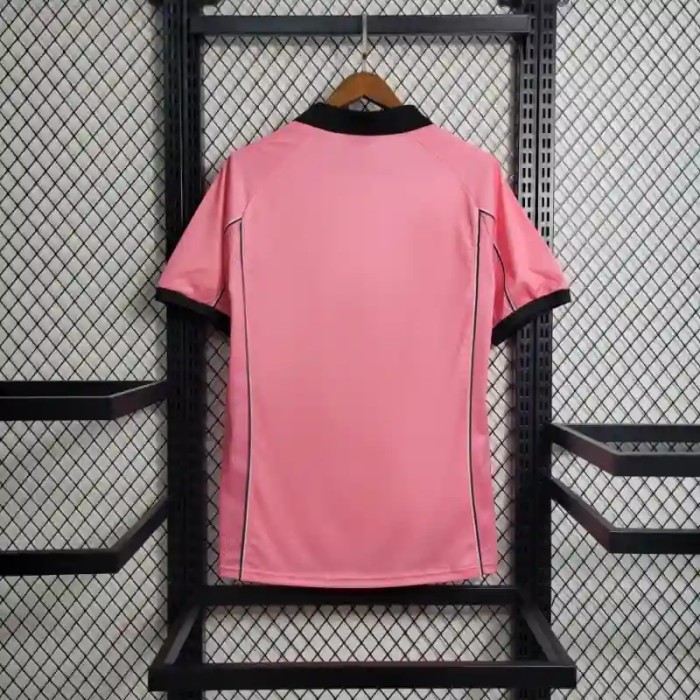 Juventus 1997-98 Away Retro Soccer Jersey - Fan Version