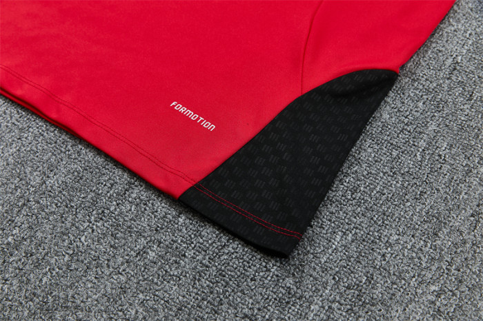 26-27 Manchester United Half-zip Training Suit