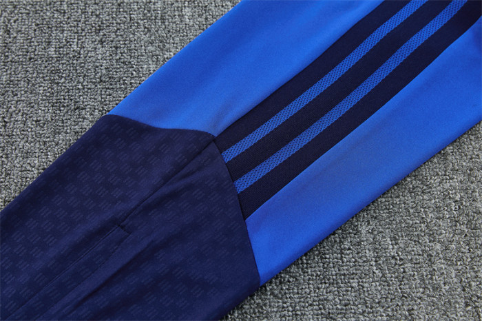 26-27 Manchester United Half-zip Training Suit