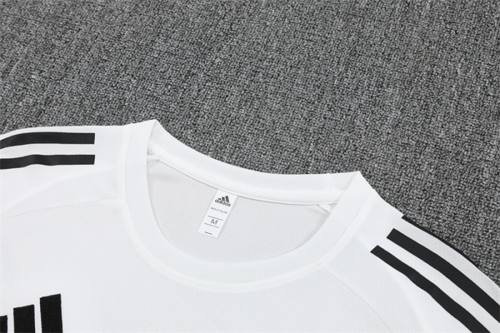 26-27 Manchester United Short Sleeve Training Suit