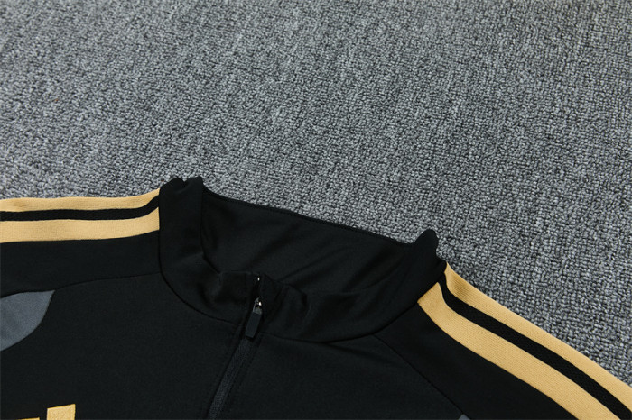 26-27 Juventus Half-zip Training Suit