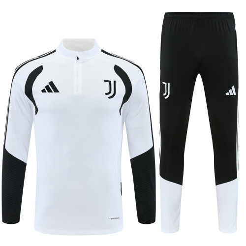 26-27 Juventus Half-zip Training Suit