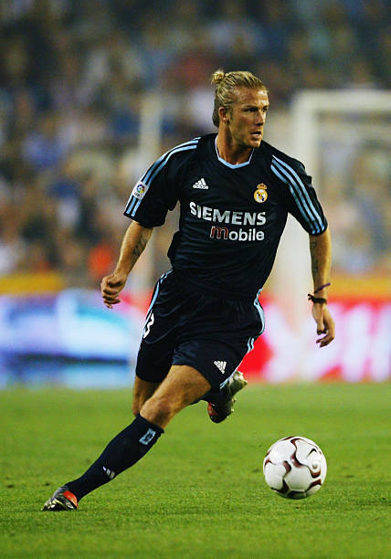 Real Madrid 2003-04 Retro Away Soccer Jersey - Fan Version