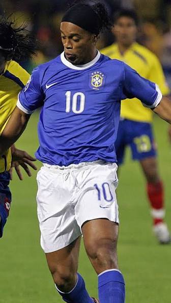 Brazil 2006 Retro Away Soccer Jersey - Fan Version