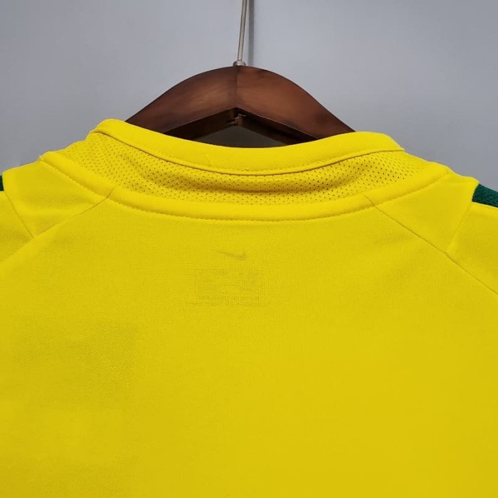Brazil 2002 Retro Home Soccer Jersey - Fan Version