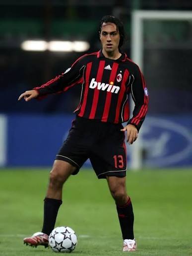 Long Sleeve AC Milan 2006-07 Home Retro Soccer Jersey - Fan Version
