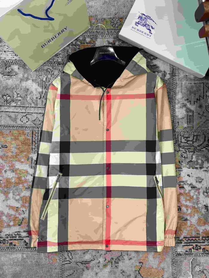 1:1 quality version Vintage Check Reversible Hooded Windbreaker Jacket 29105380