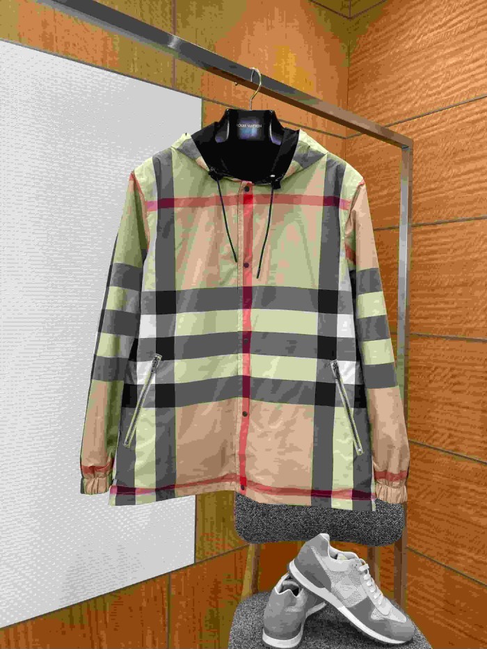 1:1 quality version Vintage Check Reversible Hooded Windbreaker Jacket 29105380