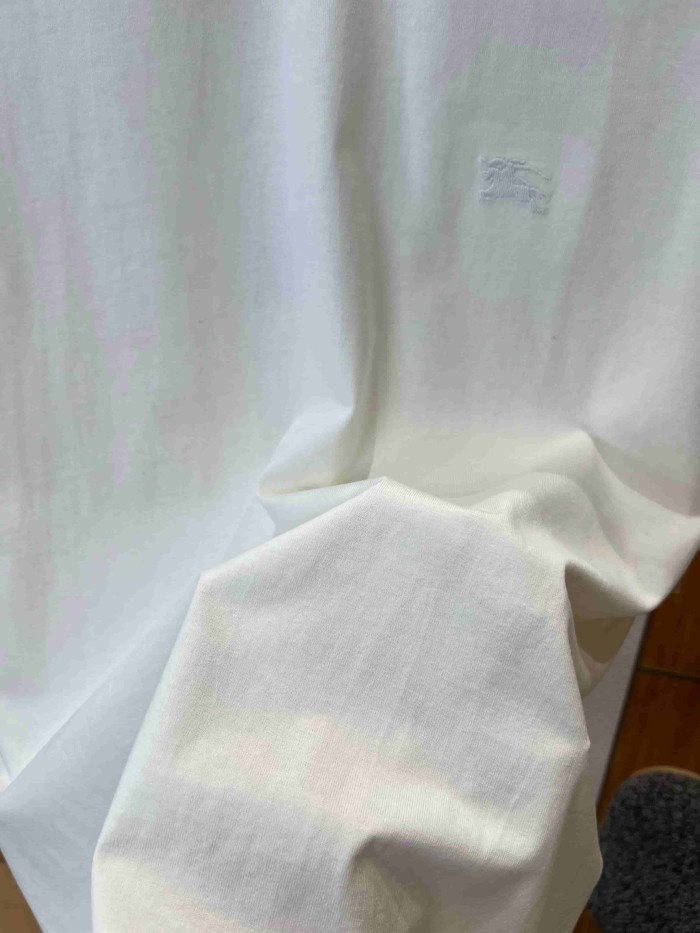 1:1 quality version Classic Plaid Strap Embroidered Crewneck T-shirt 3 colors 29105472