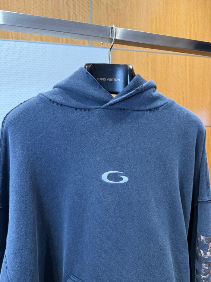 1:1 quality version Tape Ripped Pocket Hoodie 29093639