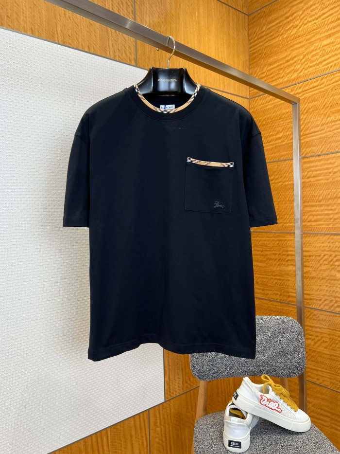 1:1 quality version Classic Plaid Patch Pocket Crewneck T-shirt 2 colors 29105476