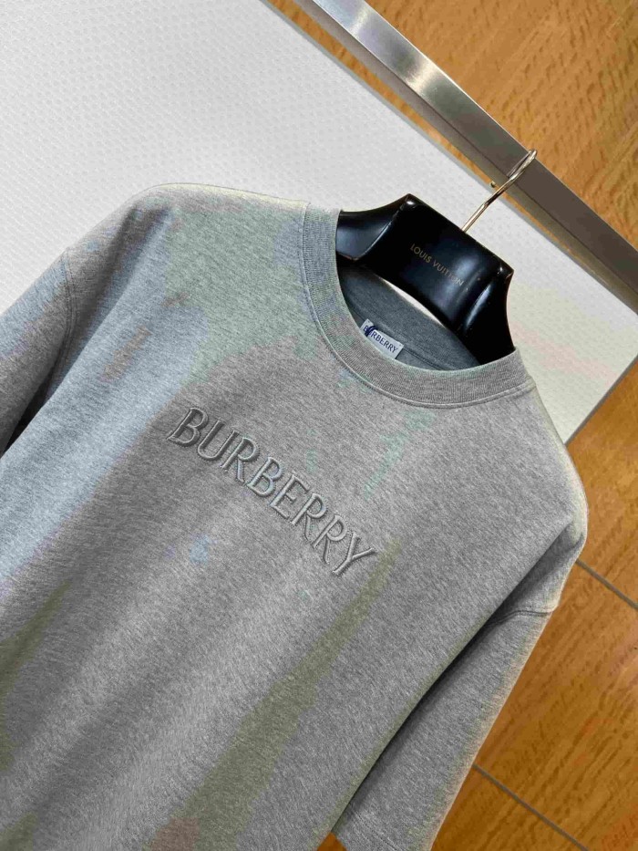 1:1 quality version Classic Letter Embroidered Crewneck T-shirt 2 colors 29105344