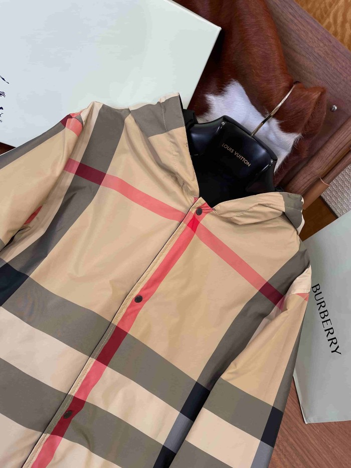 1:1 quality version Vintage Check Reversible Hooded Windbreaker Jacket 29105380