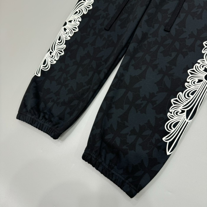 1:1 quality version Green Camo Cross & Vertical Gothic Print Jogger Sweatpants 29097769