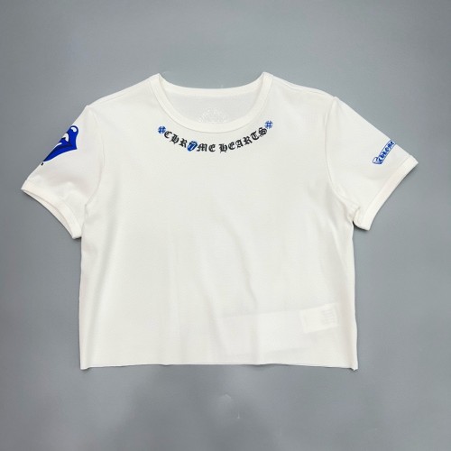 1:1 quality version Tongue Logo & Gothic Letter Neck Print White Cropped T-Shirt 2 colors 29096853