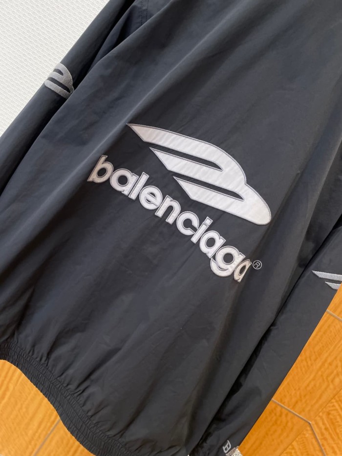 1:1 quality version Logo Embroidered Football Sports Stand Collar Jacket 2 colors 29093640