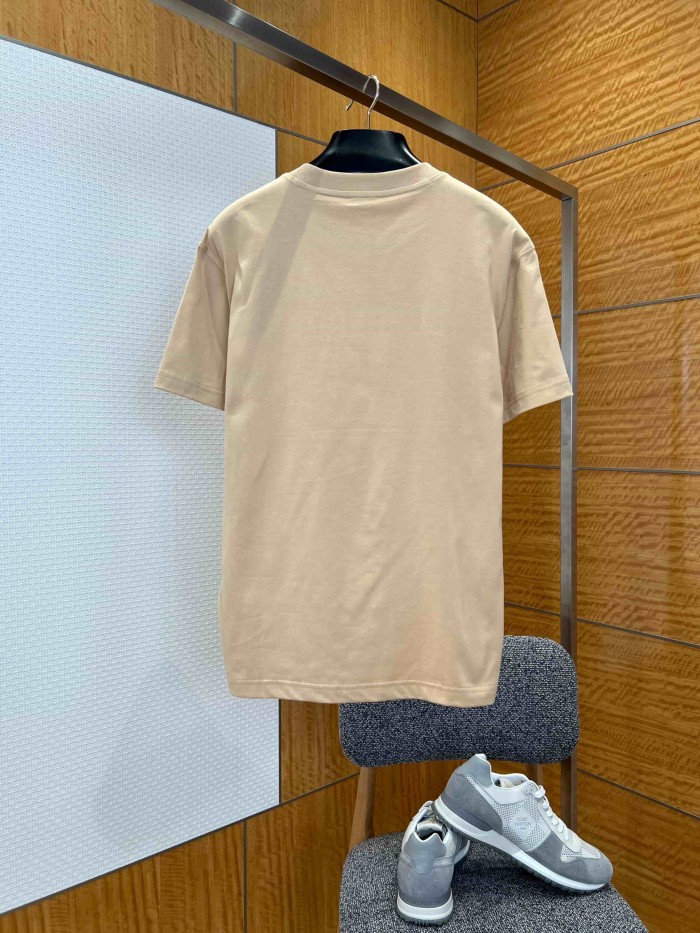 1:1 quality version Burberry Logo Print Cotton Crew Neck T-Shirt 4 colors 29105671