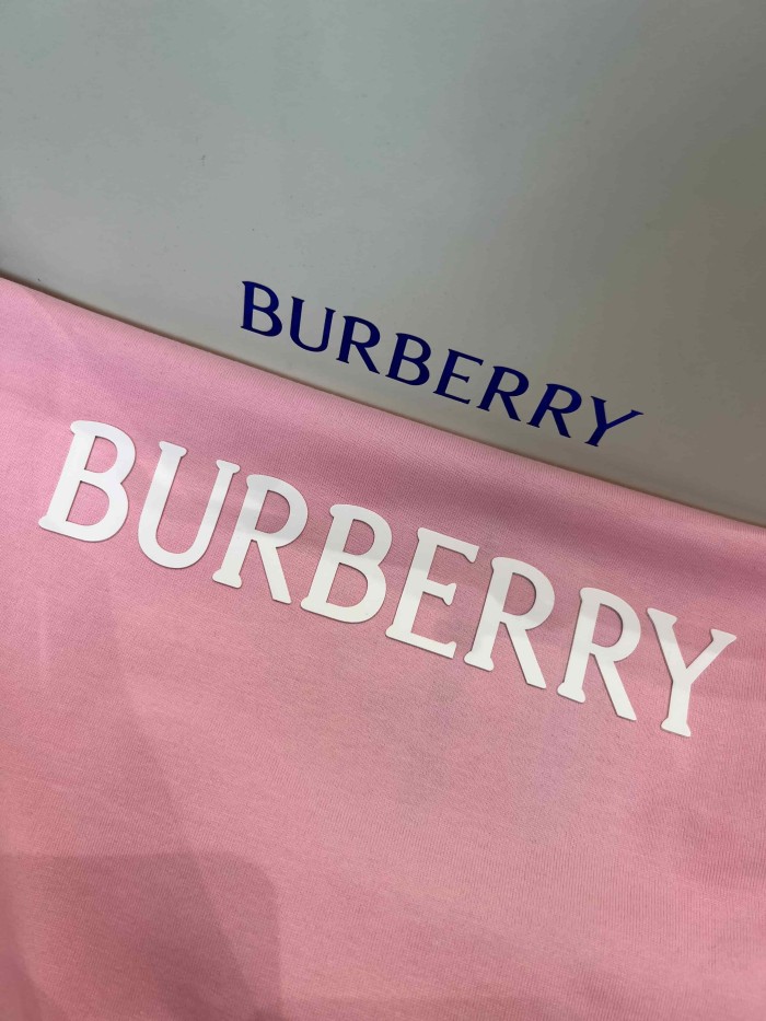 1:1 quality version Burberry Logo Print Cotton Crew Neck T-Shirt 4 colors 29105671