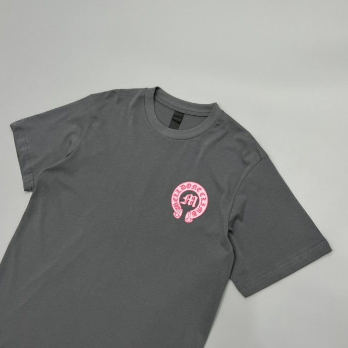 1:1 quality version Pink Horseshoe Monogram & White Floral Outline Print Gray T-Shirt 29096837