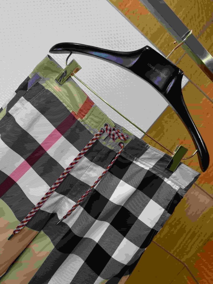 1:1 quality version Classic Plaid Drawstring Waterproof Wrinkle Resistant Casual Shorts 29105505