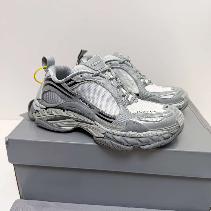 1:1 quality version Triple S.2 Gradient Wasteland Style Avant-Garde Futuristic Chunky Sneakers 7 colors 29097939