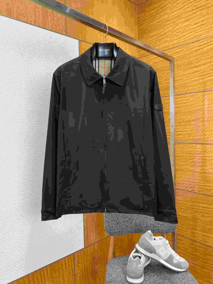 1:1 quality version Classic Plaid Reversible Lapel Windbreaker Water-Resistant Jacket 29105552