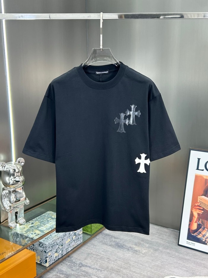 1:1 quality version High-Quality Leather Tag Cross & Sanskrit Print Crewneck T-Shirt 2 colors 29098085