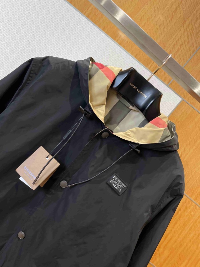 1:1 quality version Vintage Check Reversible Hooded Windbreaker Jacket 29105380