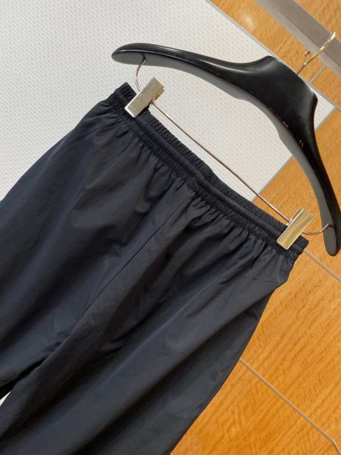 1:1 quality version Logo Embroidered Wide Leg Draped Casual Pants 2 colors 29093615