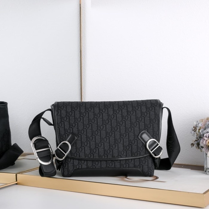 1:1 qualituy verson Oblique Monogram Messenger Bag Crossbody Shoulder Bag For Men 3 colors 29092536