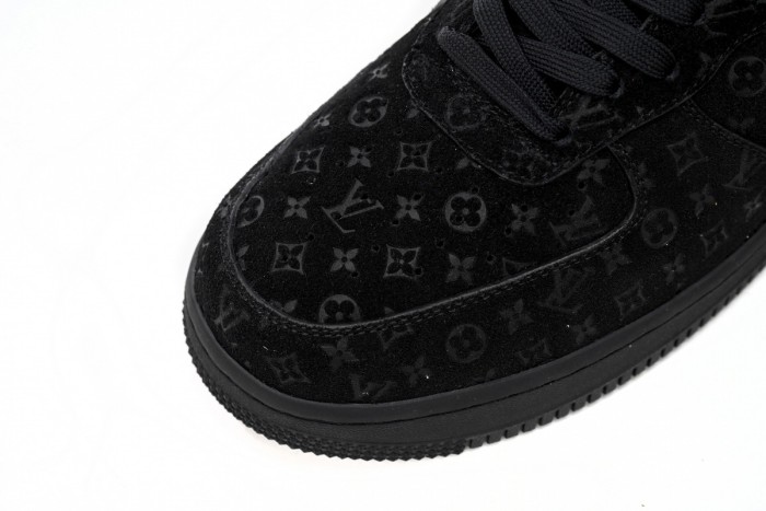L x N  Air Force 1 Low All Black 1A9VD7
