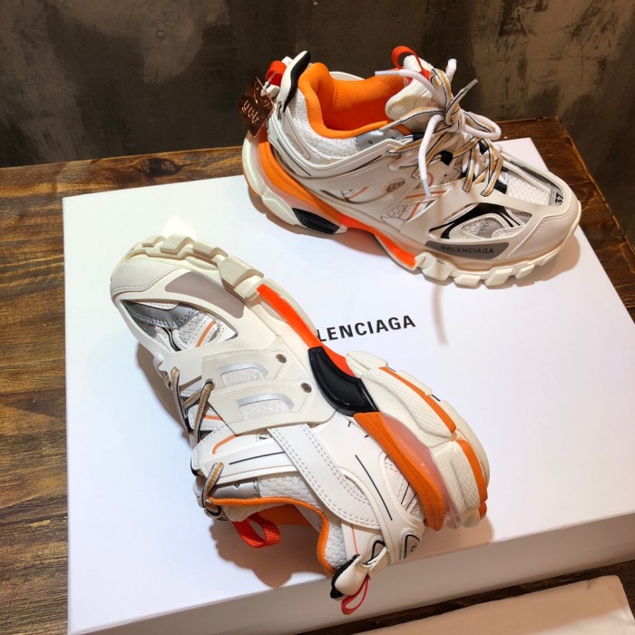 1:1 quality version 28336651 B Track Tiple 3.0 shoes(Without LED)