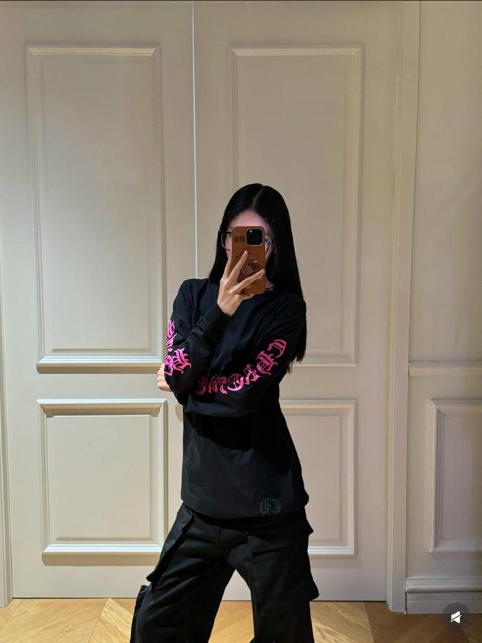 1:1 quality version Rose Sanskrit Print Long Sleeve T-Shirt 28691996