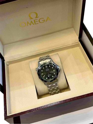 Seamaster Series Dark Green Curved Dial Mechanical Movement Watch【Dial diameter：40mm】28841676