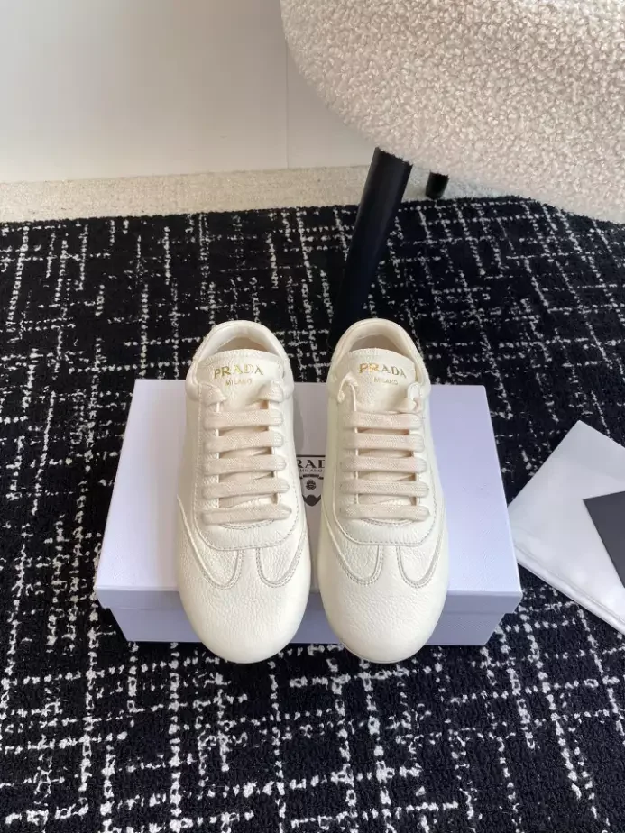 PR@DA@ LEATHER SNEAKERS   PRD034
