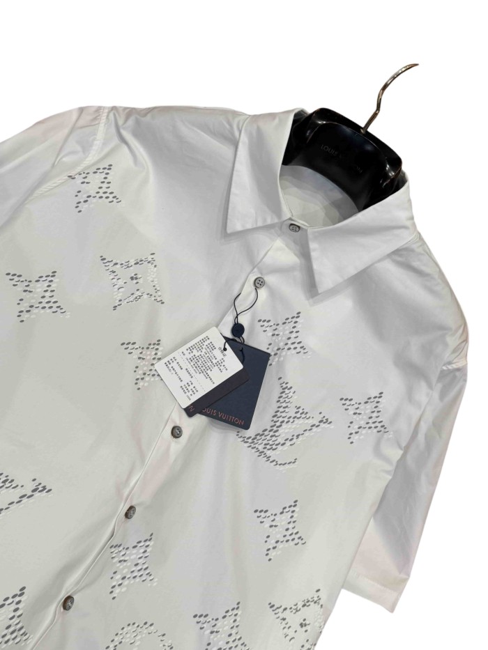 1:1 quality version Embroidered Jacquard Flocked Print Lapel Shirt 28968106