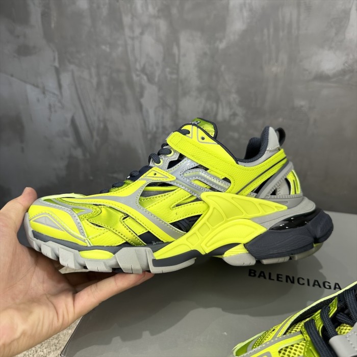 1:1 quality version 28321505 Track.2 sneakers 10 colors