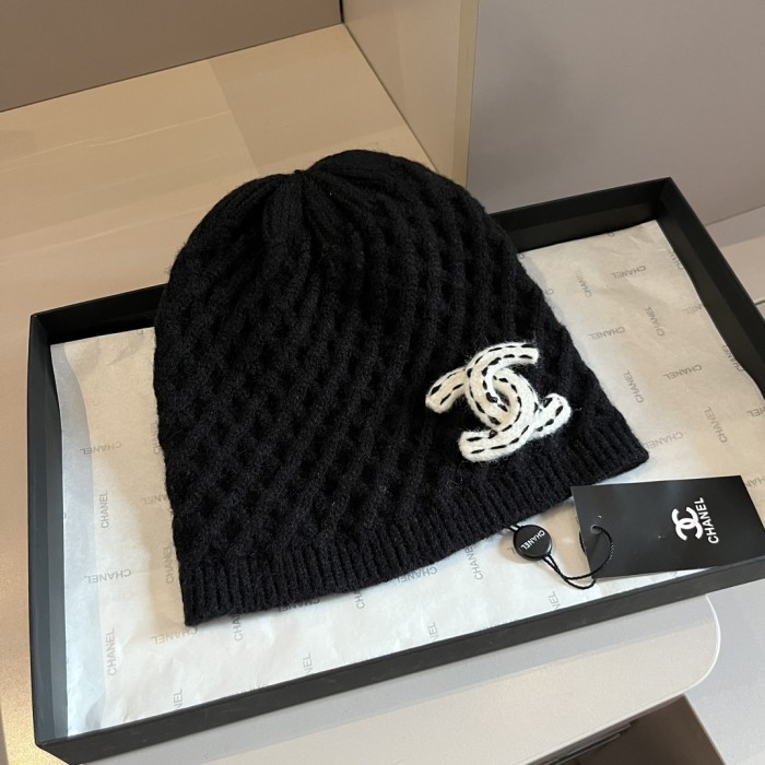 1:1 quality version Two Color Letter Logo Pineapple beanie 2 colors