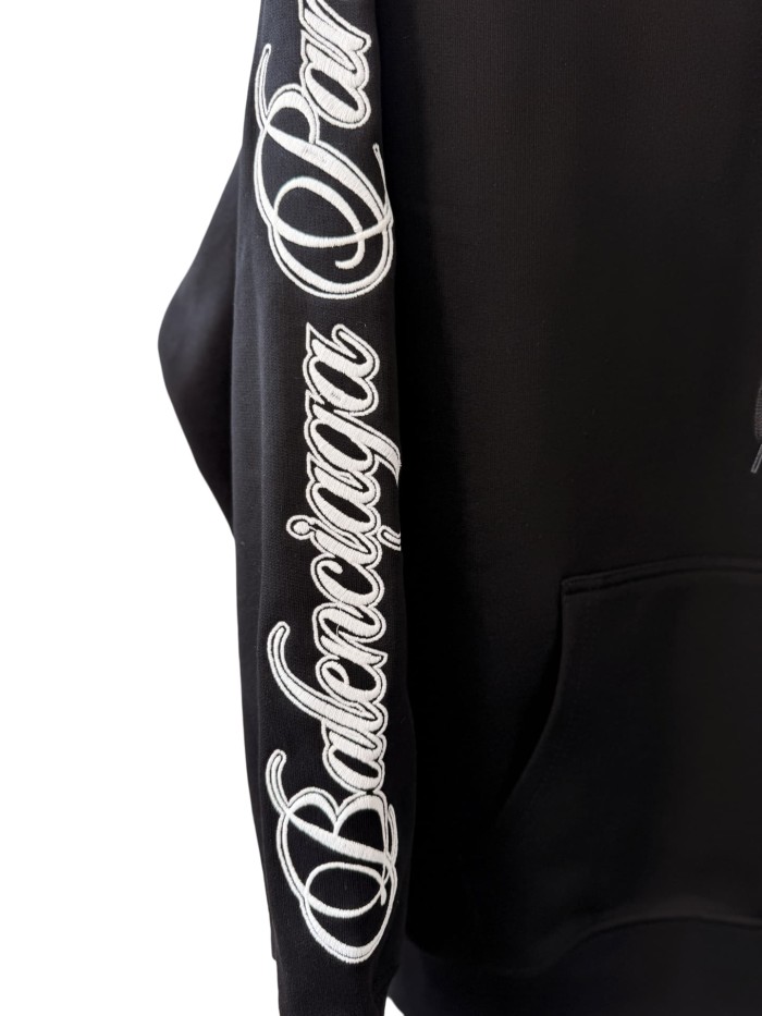 1:1 quality version Two-Sleeve Cursive Letter Matte Embroidered Hoodie 2 colors 28974530