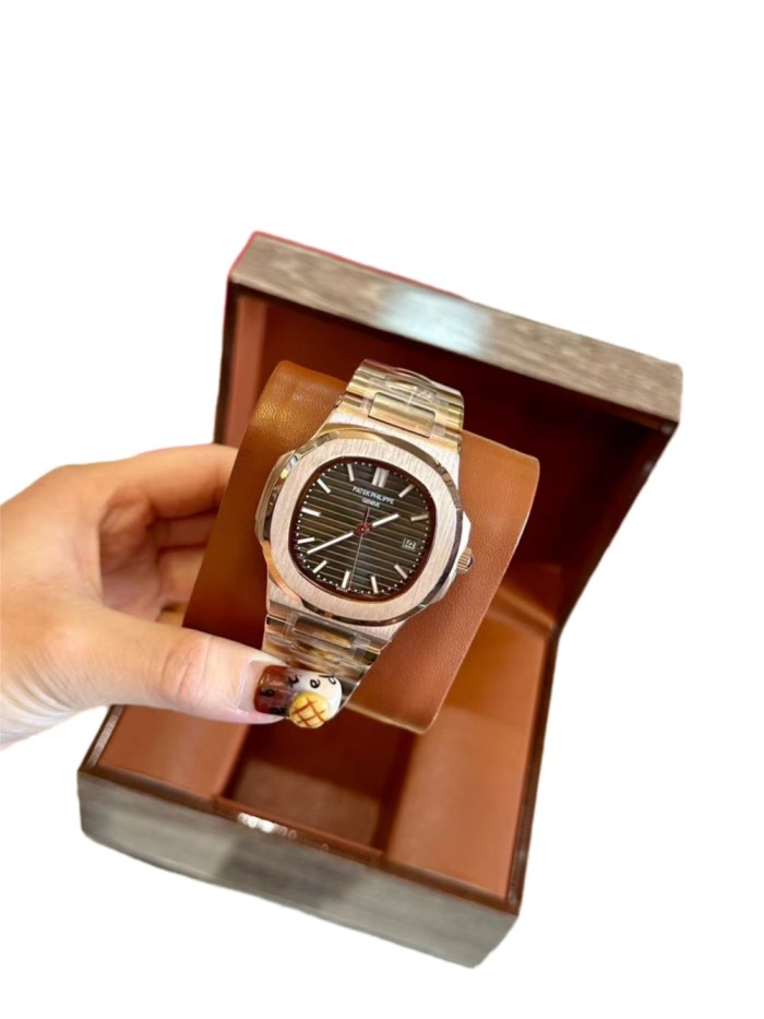 Nautilus Black Horizontal Dial Mechanical Movement Watch【Dial diameter：31/36/40mm 】29092248