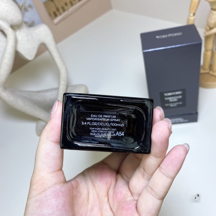 Tom Ford Tobacco Oud Perfume