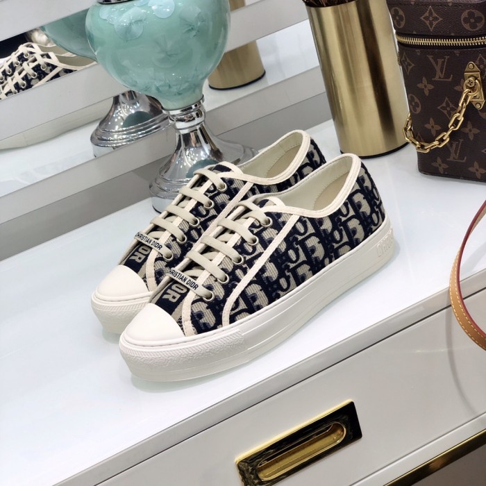 1:1 quality version 28314329 Walk'N'D Monogrammed Embroidered Canvas Shoes 8 colors