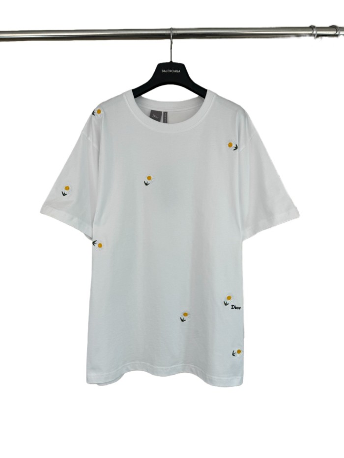 1:1 quality version Daisy Embroidery Badge Crew Neck Tee 28816185