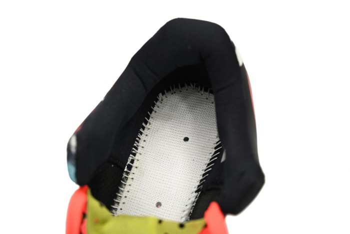 N Kobe 8 System Christmas Solid Outsole 555286-060
