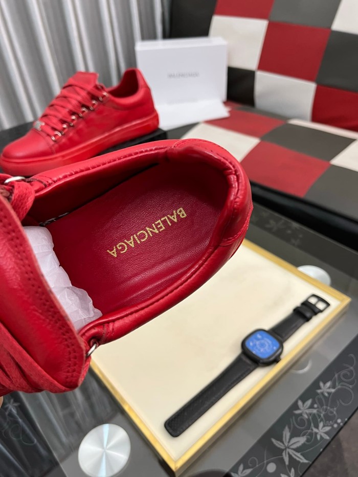 1:1 quality version Wrinkled Cowhide Leather Solid Color Sneakers 3 colors 28764543
