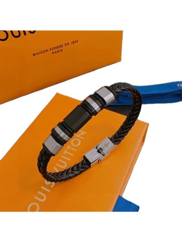 28136543 Silver Buckle Cowhide Rope Bracelet