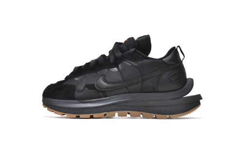 N Vaporwaffle sacai Black Gum DD1875-001