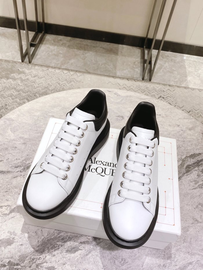 [buy more save more] 1:1 quality version 28314988 Leather Shoes Tail Logo Printed White Shoes 9 colors
