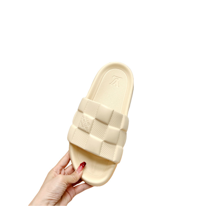 1:1 quality version 27977648 diamond check slippers 3 colors